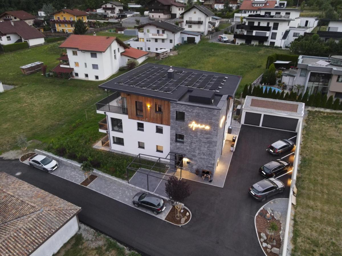 Aenna Apart Prutz Exterior foto